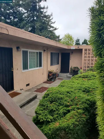 $997,800 | 5600 Carlos Avenue, Richmond, CA 94804