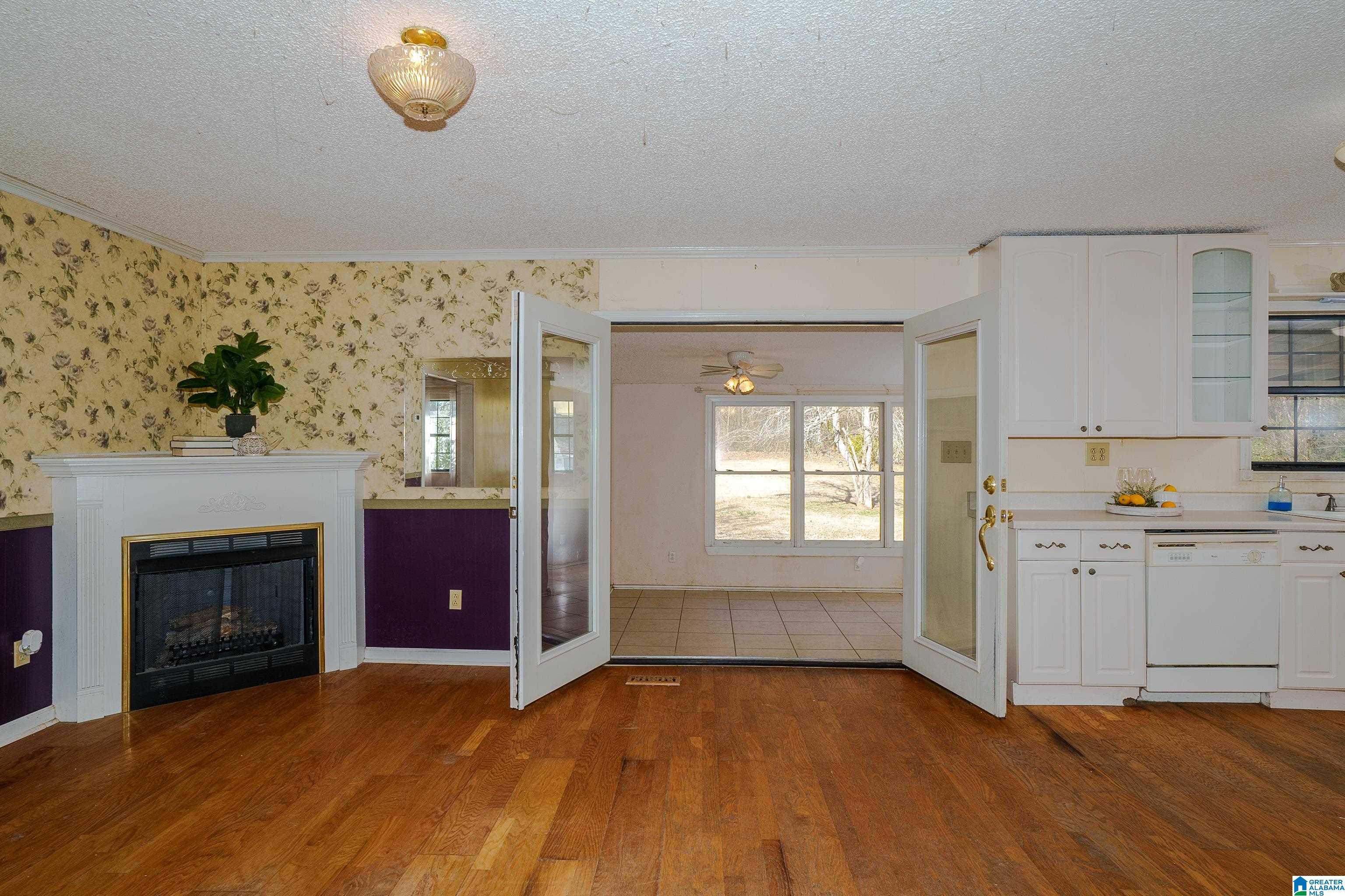 6317 Lou George Loop Bessemer, AL 35022 - Photo 3 of 42