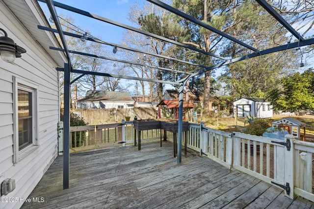 $200,000 | 315 Bordeaux Street, Jacksonville, NC 28540