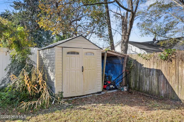 $200,000 | 315 Bordeaux Street, Jacksonville, NC 28540