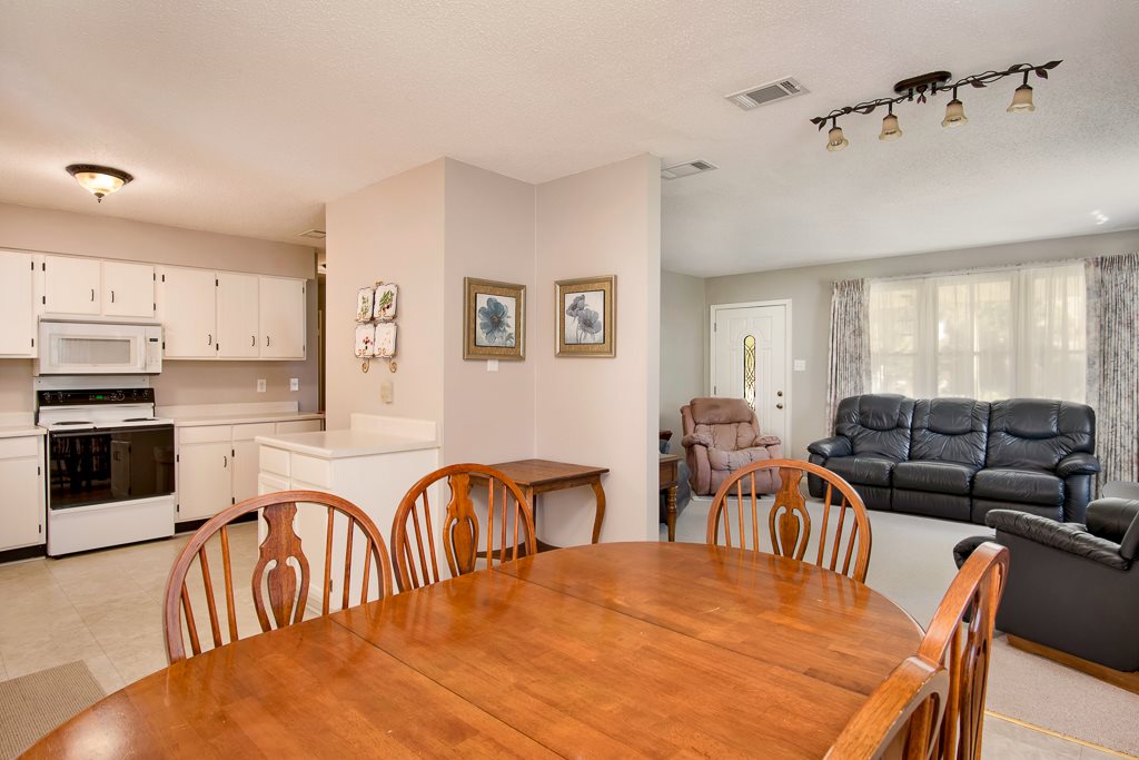 6781 Piney Woods Road Foley, AL 36535 - Photo 5 of 16