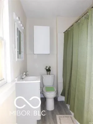 $84,900 | 1303 South Liberty Street, Muncie, IN 47302