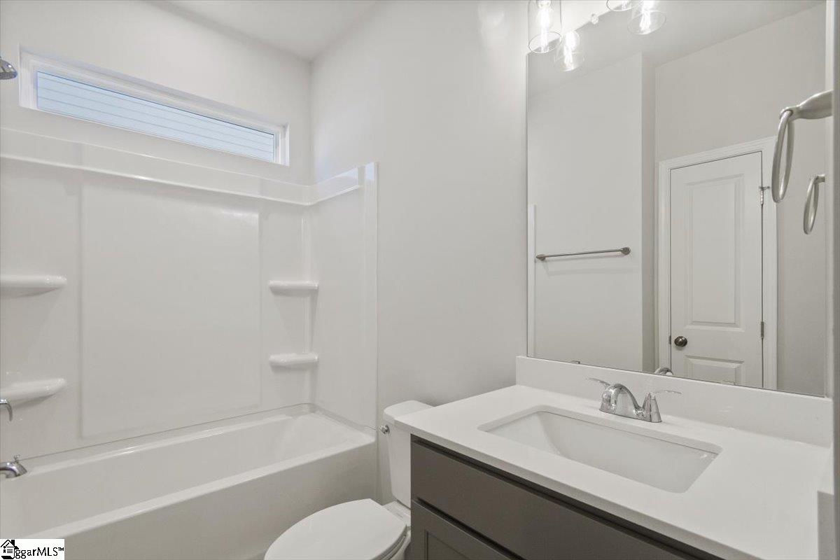 4022 Francis Spg Way Inman, SC 29349 - Photo 5 of 17 Gallery Image 5