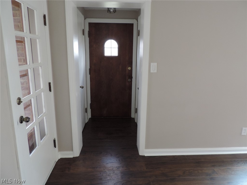 6114 Manchester Road Parma, OH 44129 - Photo 12 of 25