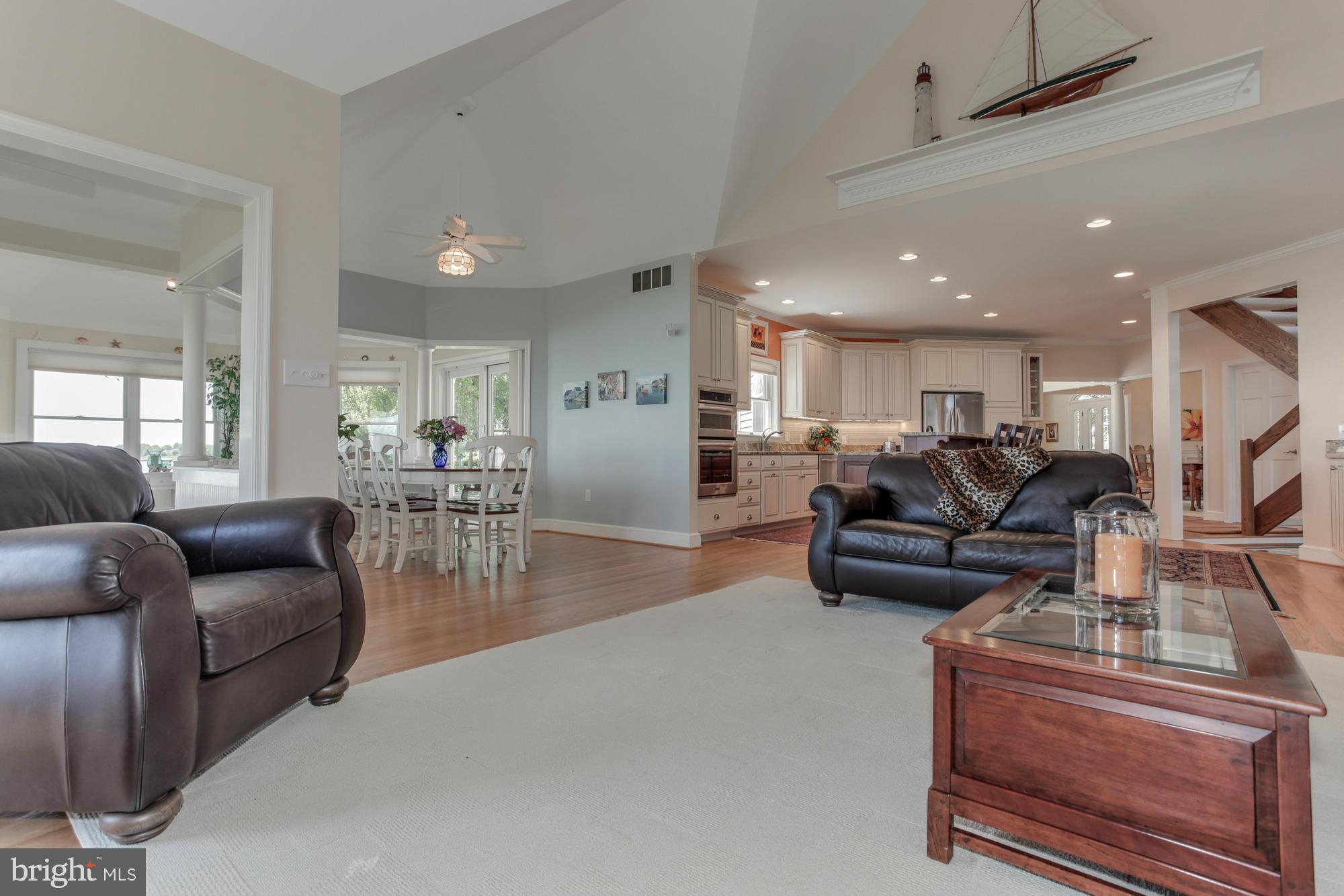 2815 Cox Neck Road Chester, MD 21619 - Photo 10 of 30 Family Room
