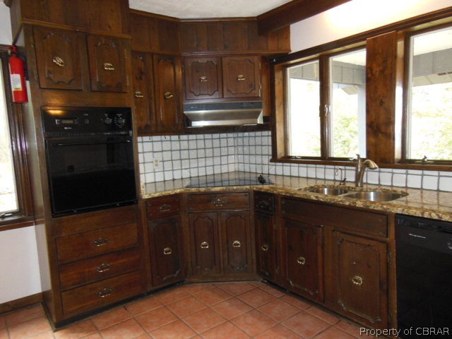 6914 Ware Neck Road Gloucester, VA 23061 - Photo 14 of 41