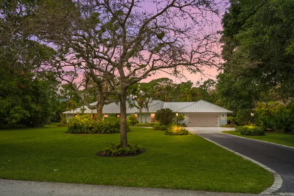 $1,690,000 | 19785 Castlewood Drive, Jupiter, FL 33458