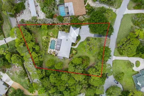 $1,690,000 | 19785 Castlewood Drive, Jupiter, FL 33458