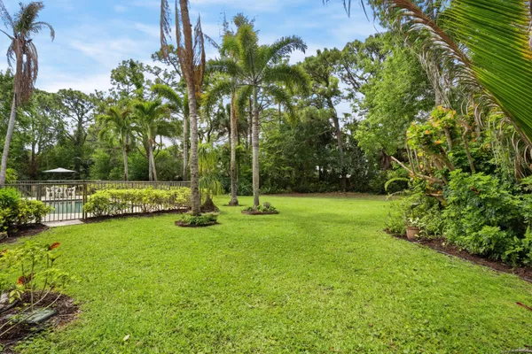 $1,690,000 | 19785 Castlewood Drive, Jupiter, FL 33458
