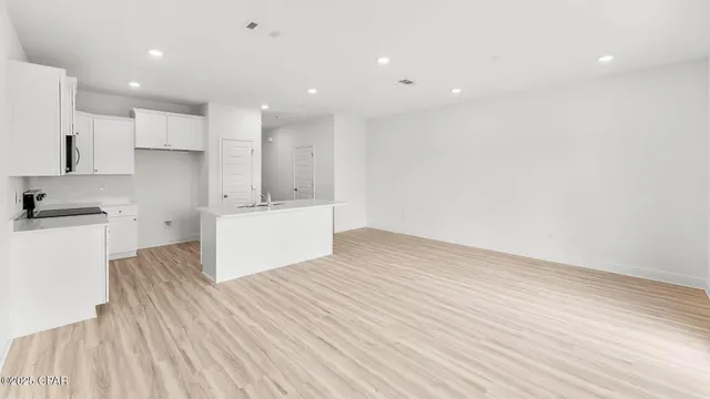 $269,900 | 344 Chateau Lane, Port St. Joe, FL 32456