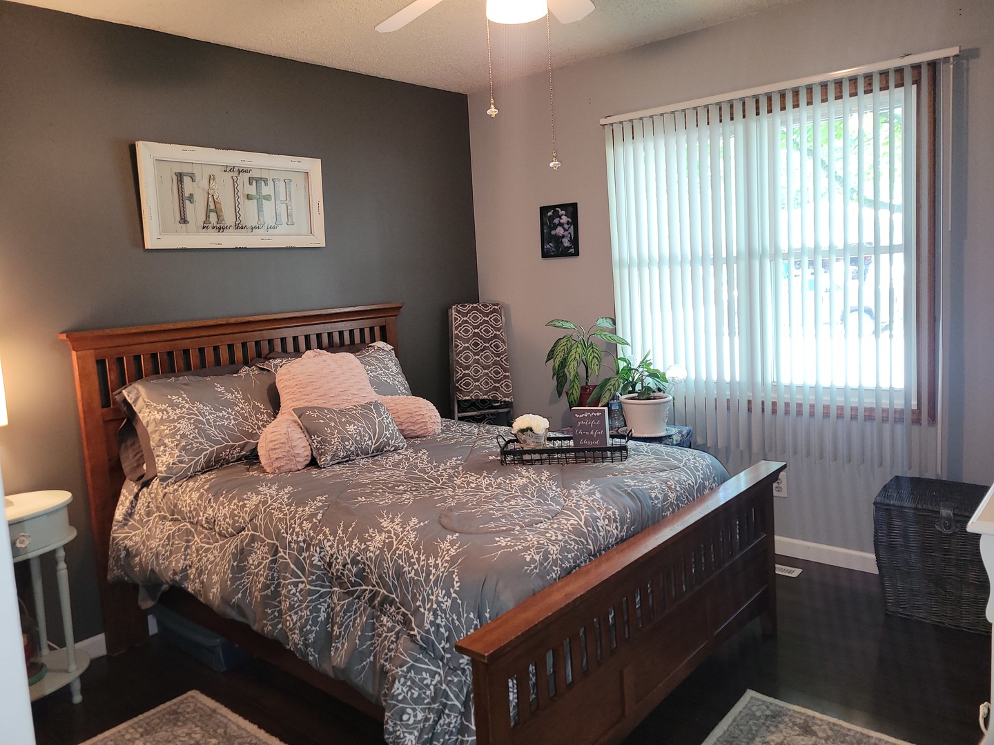 827 Independence Drive Bourbonnais, IL 60914 - Photo 15 of 25 a bedroom with a bed and window