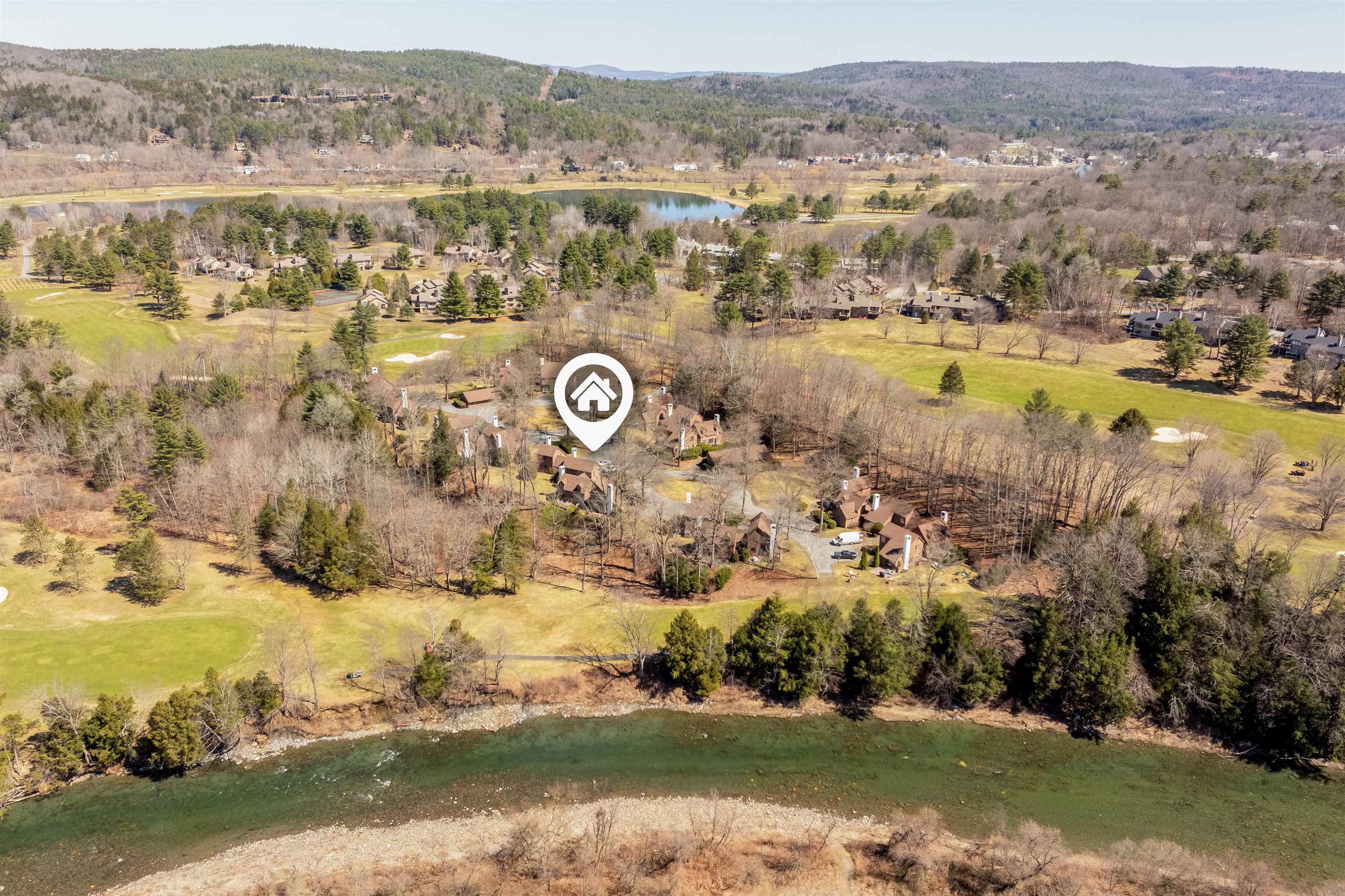 807 Murphys Road, Unit 4C Hartford, VT 05059 - Photo 34 of 35