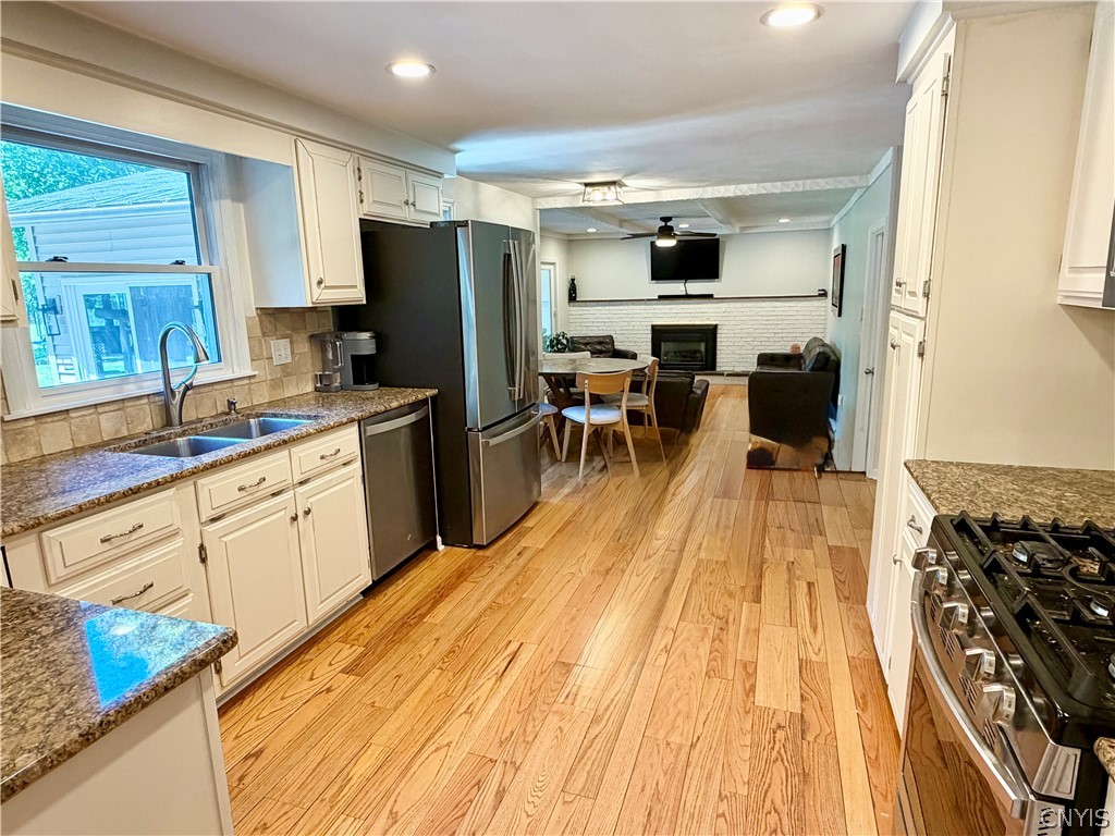 5107 Harris Road Onondaga, NY 13031 - Photo 15 of 40 Kitchen
