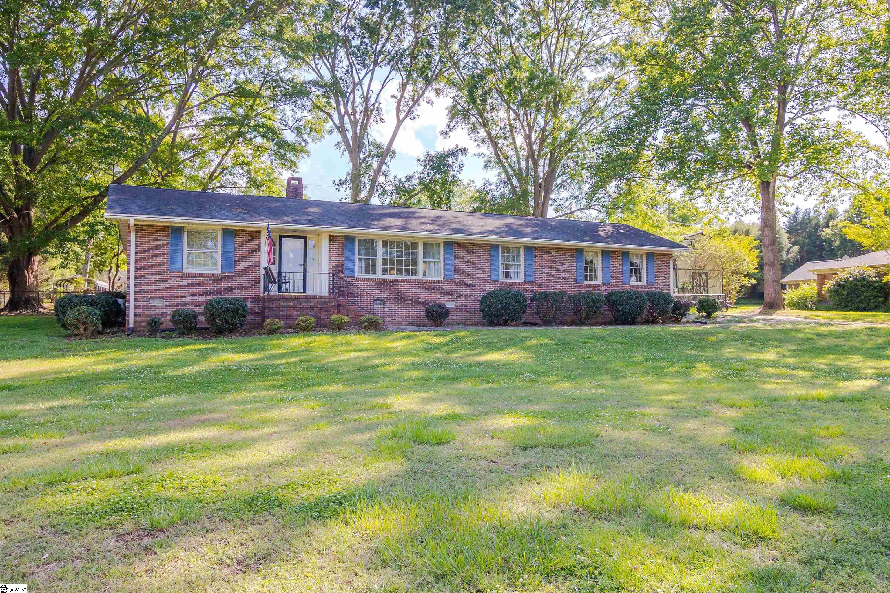 407 Arcadia Drive Anderson, SC 29621 - Photo 3 of 34