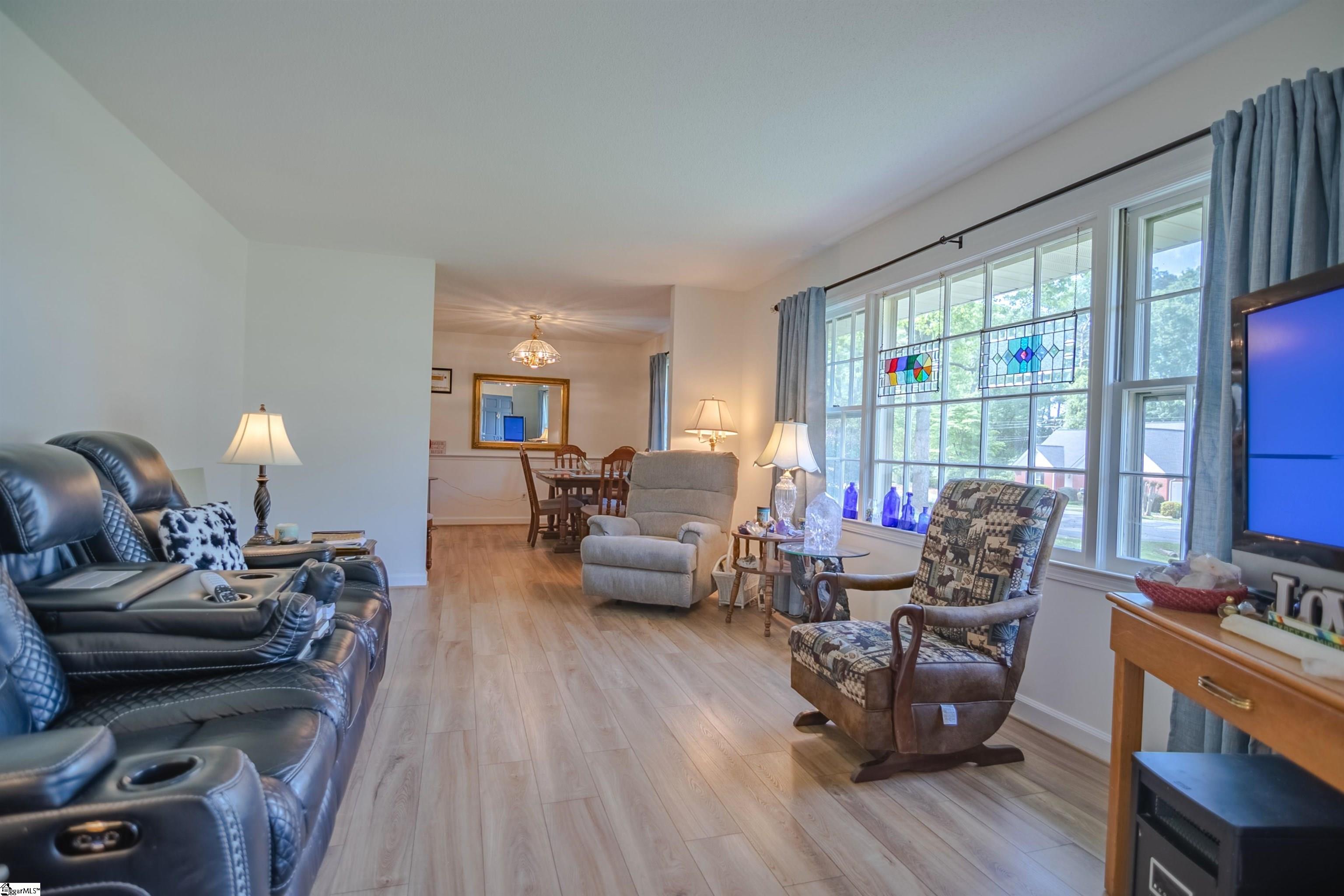 407 Arcadia Drive Anderson, SC 29621 - Photo 9 of 34