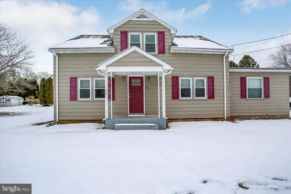 $295,900 | 126 Locust Street, Elizabethville, PA 17023