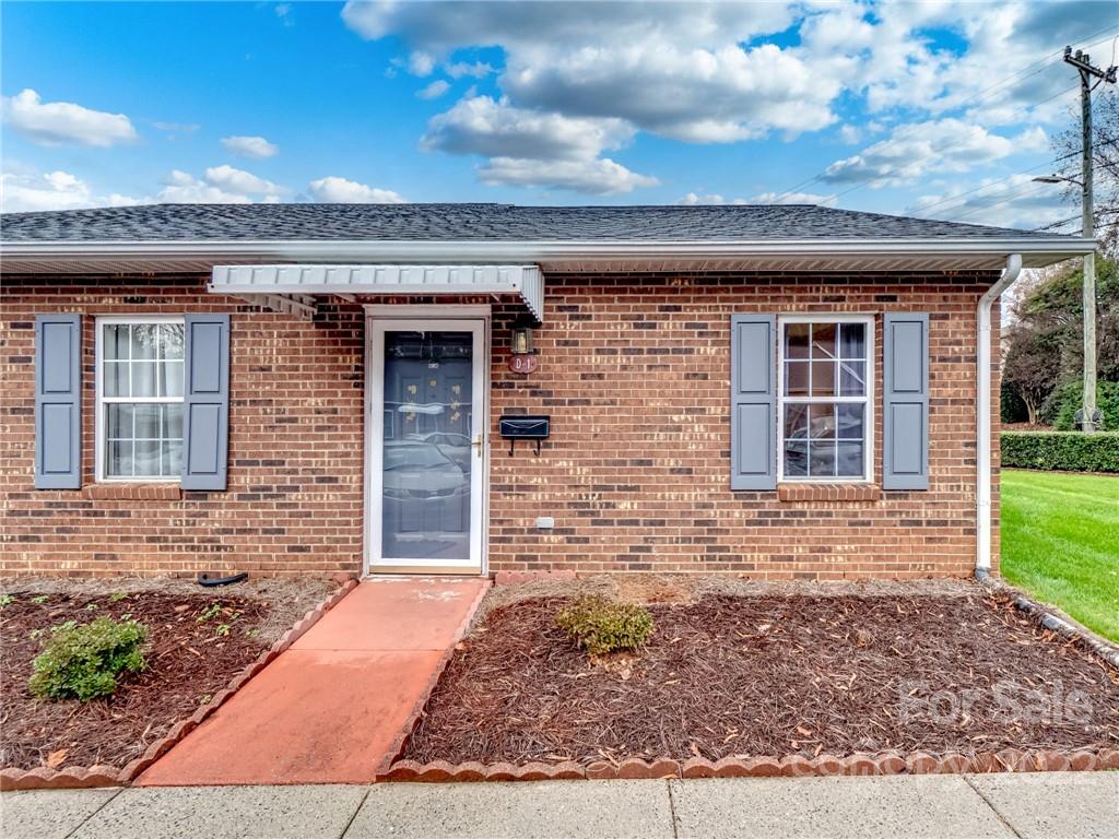 319 7th St Place Southwest, Unit D1 Conover, NC 28613 - Photo 1 of 20 Gallery Image 1