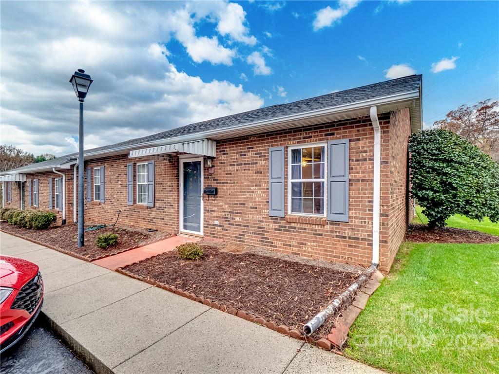 319 7th St Place Southwest, Unit D1 Conover, NC 28613 - Photo 20 of 20 Gallery Image 20