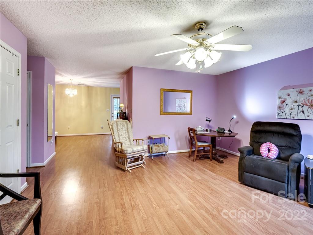 319 7th St Place Southwest, Unit D1 Conover, NC 28613 - Photo 5 of 20 Gallery Image 5