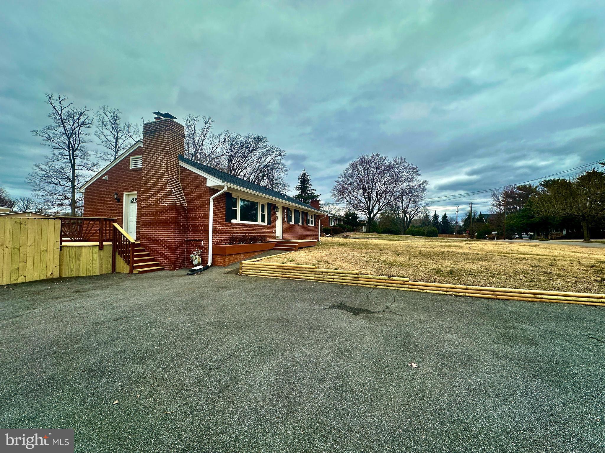 6408 Zekan Lane Springfield, VA 22150 - Photo 71 of 72 a view of a house with a yard
