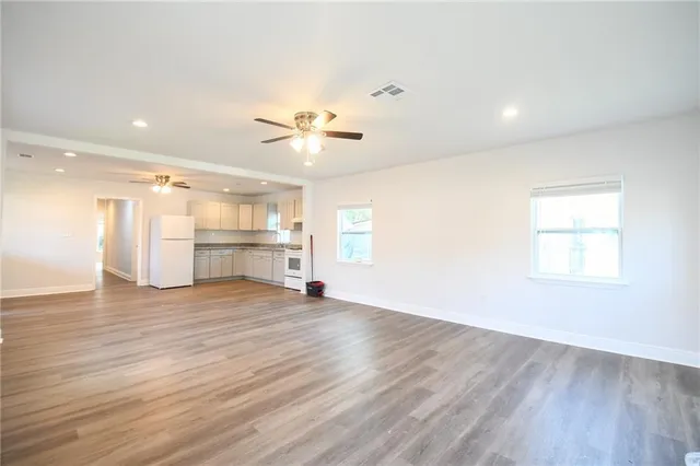 $1,500 | 415 West 29th Avenue, Covington, LA 70433