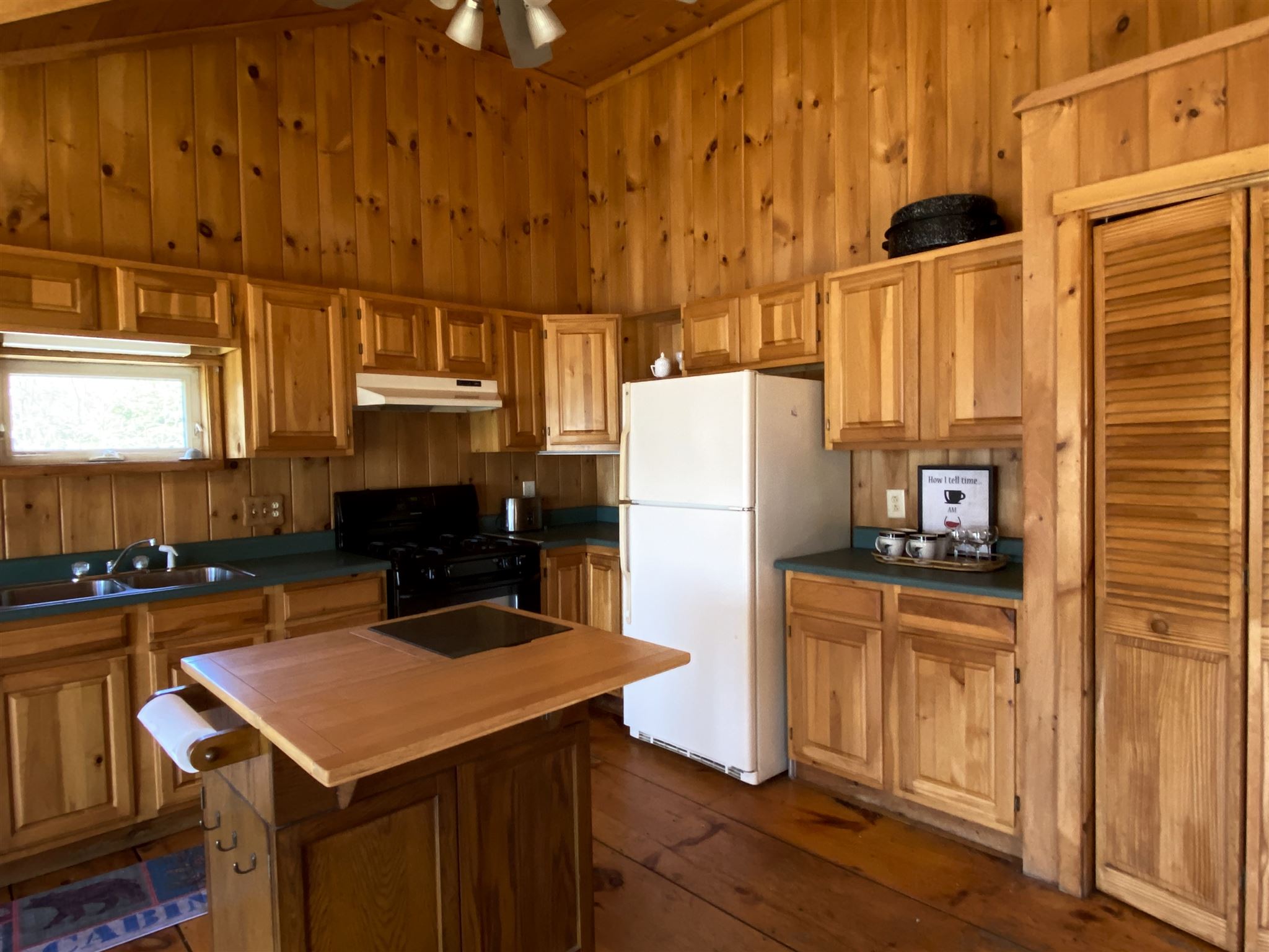 3714 Maidstone Lake Road Maidstone, VT 05905 - Photo 4 of 30