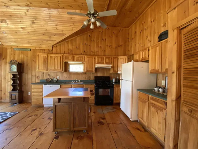 $575,000 | 3714 Maidstone Lake Road, Maidstone, VT 05905