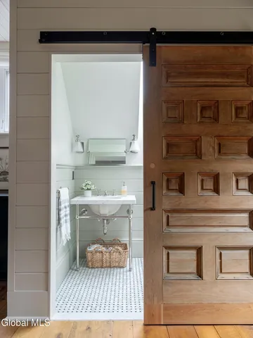 $7,990,000 | 795 North Broadway, Saratoga Springs, NY 12866