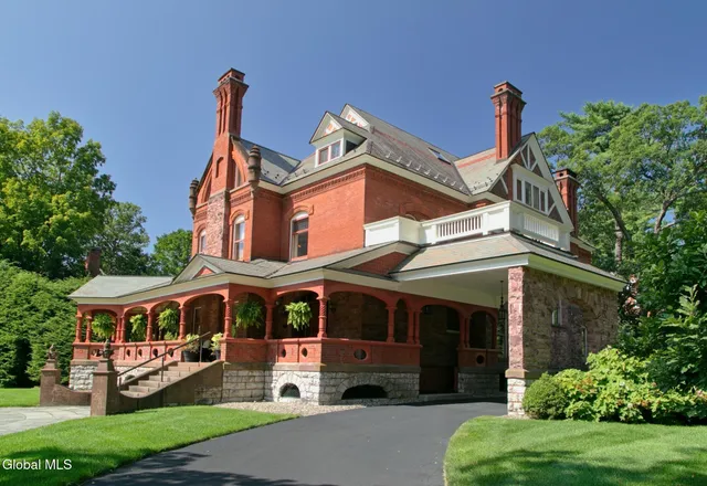 $7,990,000 | 795 North Broadway, Saratoga Springs, NY 12866