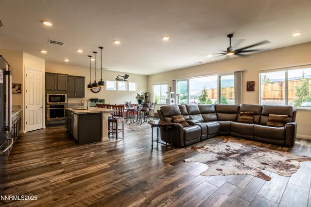 $1,025,000 | 8326 Simsbury Drive, Reno, NV 89439