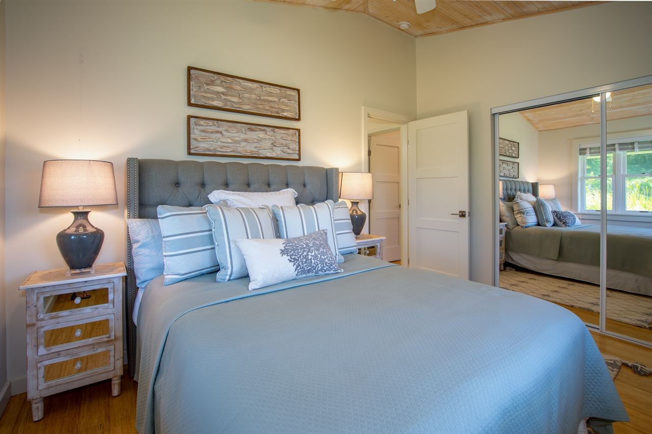 1660 West Kuiaha Road, Unit B Haiku, HI 96708 - Photo 8 of 20 a bedroom with a bed and a view of bedroom