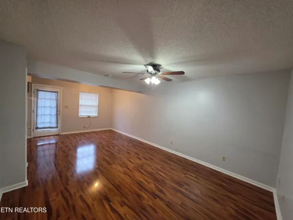 $1,500 | 6505 Doe Creek Way, Knoxville, TN 37918