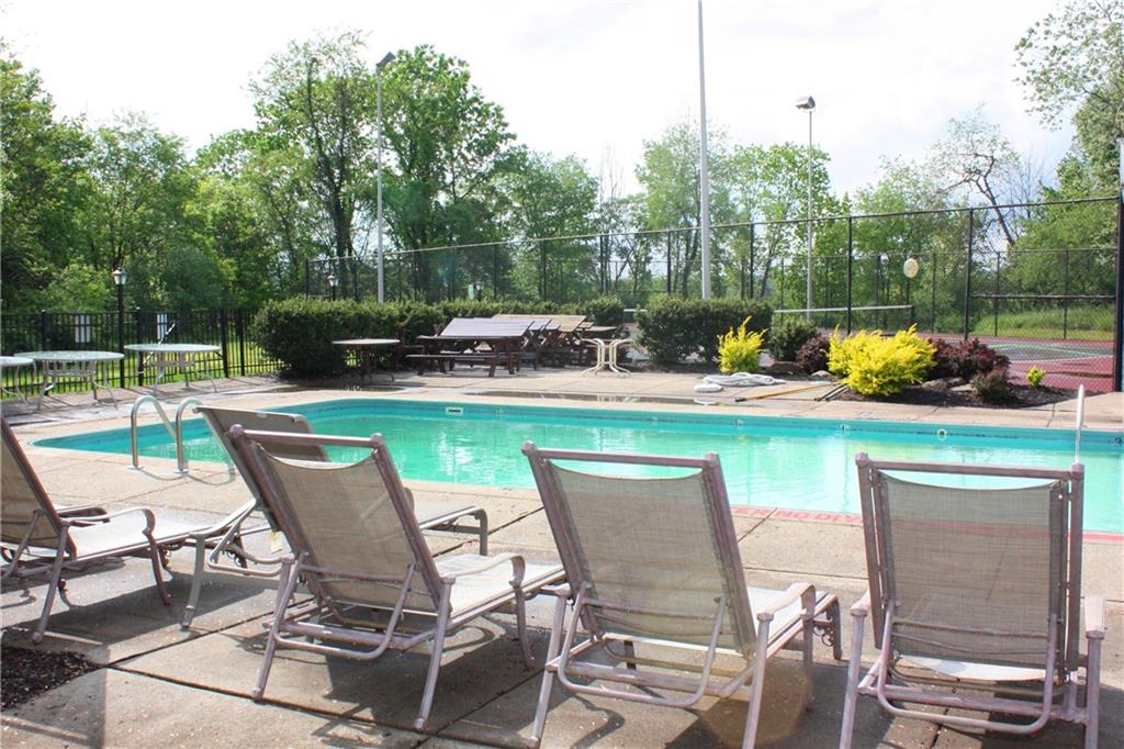 555 Sloop Road, Unit 6 Pittsburgh, PA 15237 - Photo 2 of 13 Gallery Image 2