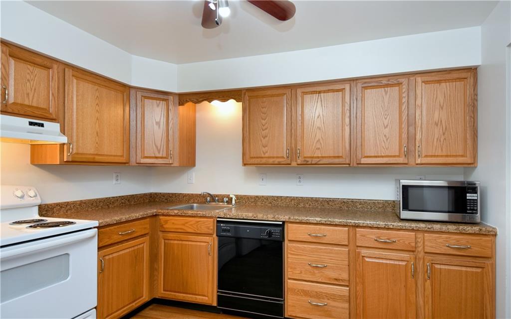 555 Sloop Road, Unit 6 Pittsburgh, PA 15237 - Photo 8 of 13 Gallery Image 8