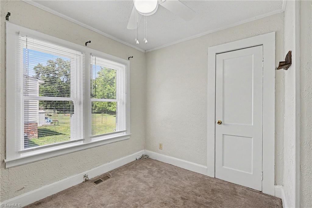 1602 Larkin Street High Point, NC 27262 - Photo 20 of 32