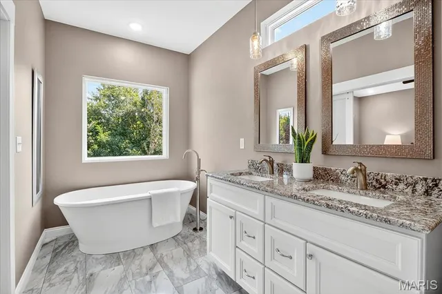 $580,000 | 516 Ingleside Lane, O'Fallon, IL 62269