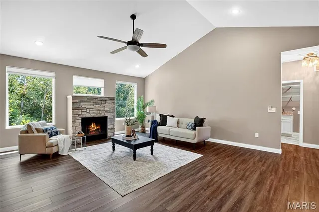 $580,000 | 516 Ingleside Lane, O'Fallon, IL 62269