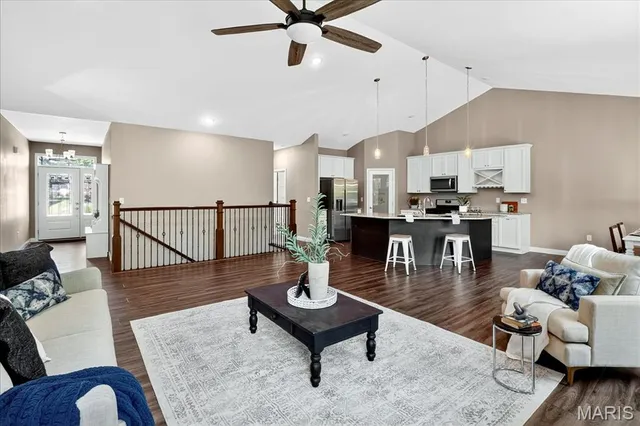 $580,000 | 516 Ingleside Lane, O'Fallon, IL 62269