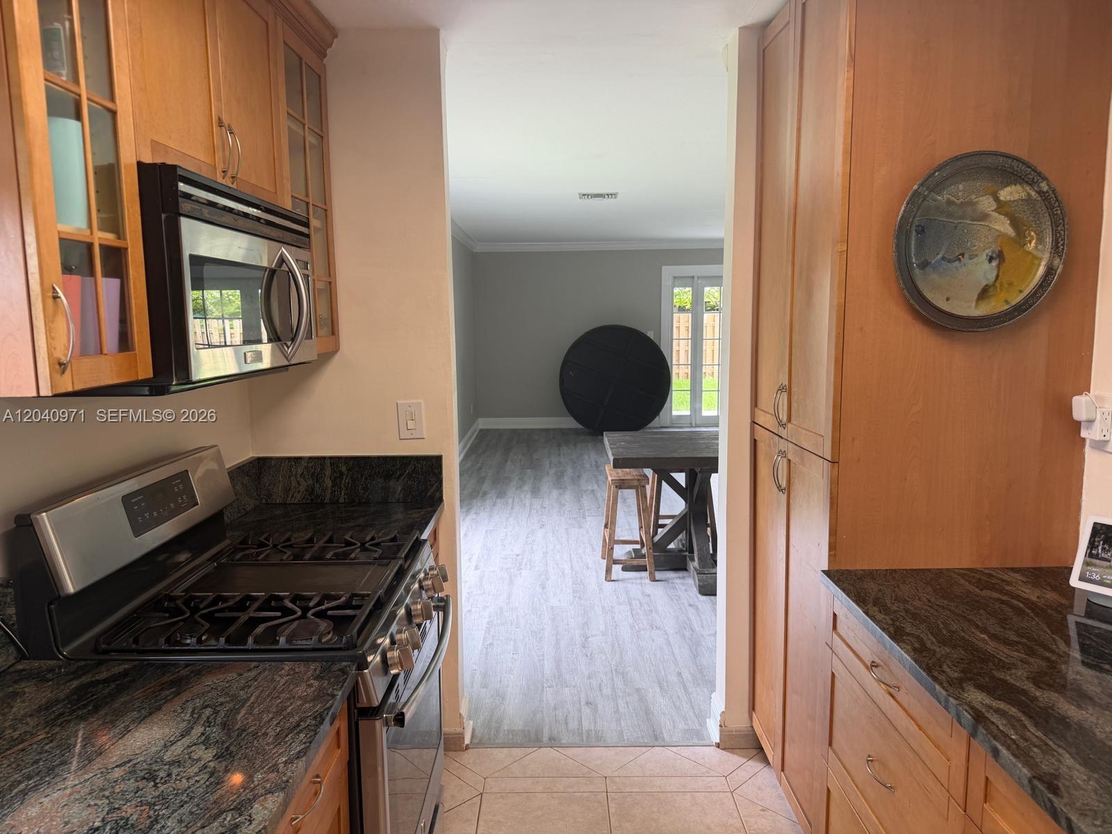 12551 Southwest 35th Street Miami, FL 33175 - Photo 8 of 55