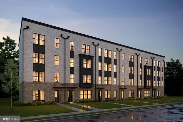 $493,999 | 105 East Cromwell Street, Unit 1004, Baltimore, MD 21230