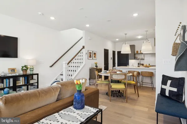 $489,999 | 105 East Cromwell Street, Unit 1004, Baltimore, MD 21230