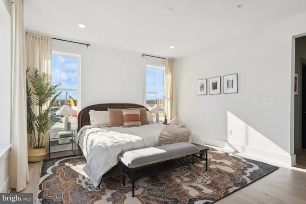 $489,999 | 105 East Cromwell Street, Unit 1004, Baltimore, MD 21230