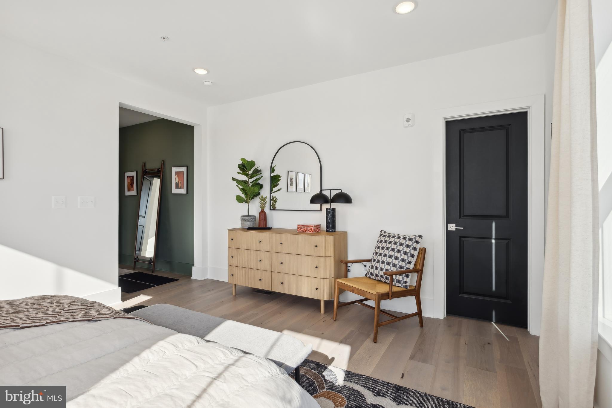 105 East Cromwell Street, Unit 1004 Baltimore, MD 21230 - Photo 27 of 31 SAMPLE PHOTO ONLY