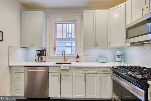 $1,718,000 | 16 West Masonic View Avenue, Alexandria, VA 22301