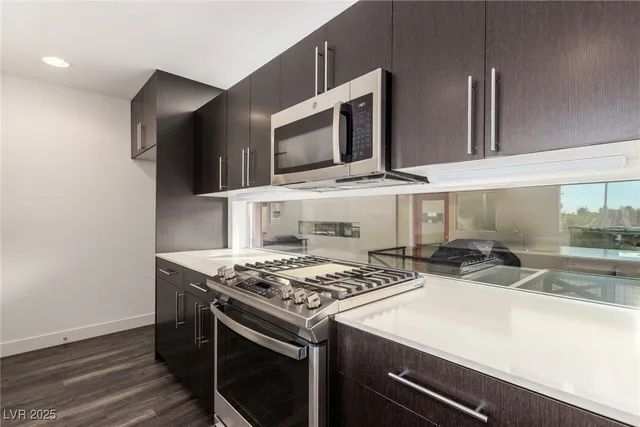 $479,900 | 2002 Lewis Avenue, Las Vegas, NV 89101