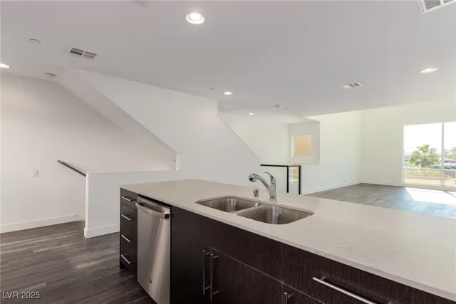 $479,900 | 2002 Lewis Avenue, Las Vegas, NV 89101