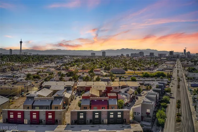 $479,900 | 2002 Lewis Avenue, Las Vegas, NV 89101