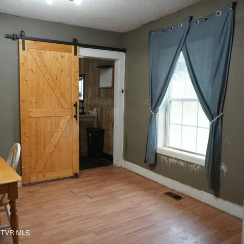 $127,900 | 143 Massey Street, Elizabethton, TN 37643