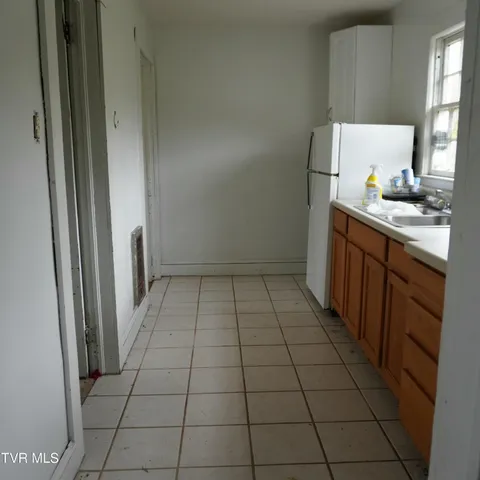 $127,900 | 143 Massey Street, Elizabethton, TN 37643