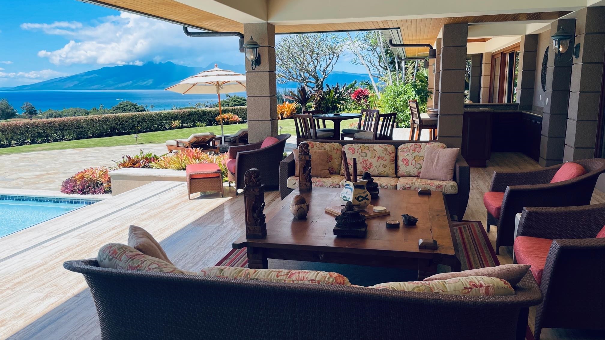 1216 Summer Road Lahaina, HI 96761 - Photo 6 of 26 a view of living room with furniture and a flat screen tv